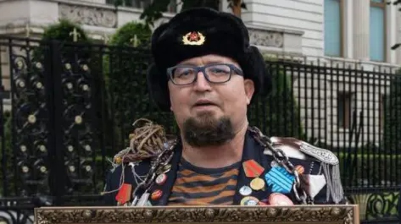 Russian artist and Putin critic shot dead in Poland