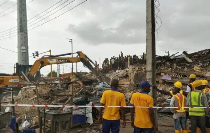 ‘Someone is making noise inside’: 8 dead, 26 rescued as Lagos 3-storey mall collapses
