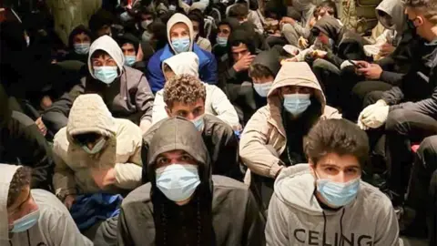 300 migrants bound for UK kidnapped and threatened with kidney removal