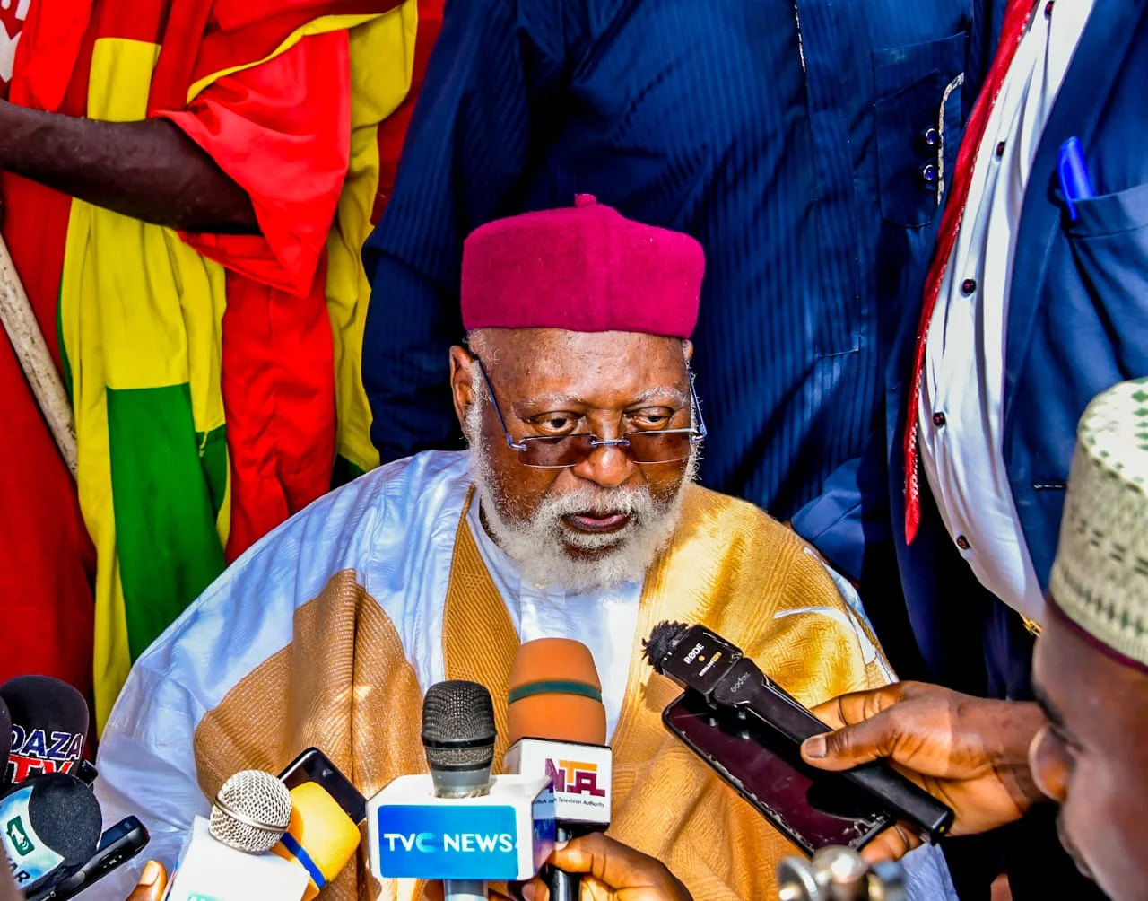AANI celebrates Abdulsalami at 84, hails his contribution to democracy in Nigeria