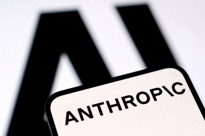 White House lifts export control on Anthropic that froze its most advanced models