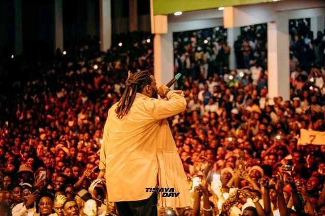 Timaya dazzles over 25,000 fans in Bayelsa with his superstar friends; Dâ€™Banj, Phyno, Tekno, Portable, Sabinus, Ajebo Hustlers, King Perry, others on Timaya Day