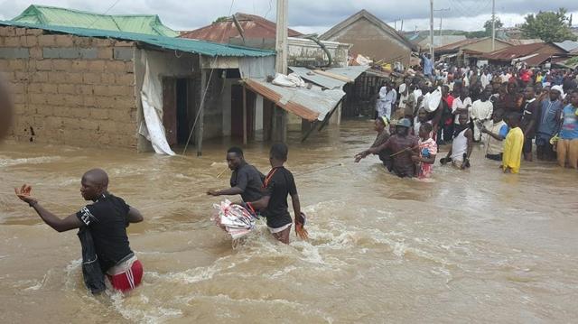 All-night rain displaces Lagosians from their homes