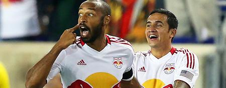 Arsenal legend Thierry Henry does the impossible