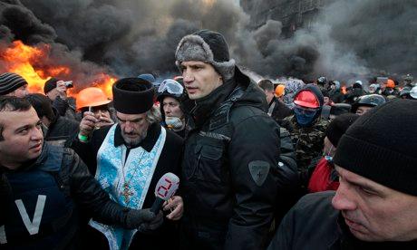 Ex-world boxing heavyweight champion Vitali Klitschko knocks out Ukranian Prime Minister