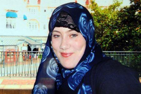 THE WORLDâ€™S MOST WANTED WOMAN â€¢Interpol launches manhunt for the deadly â€œWhite Widowâ€