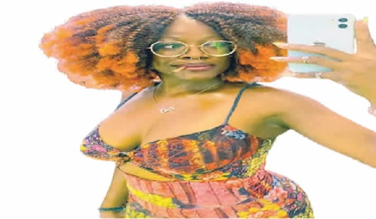 Desperate Nigerian girls turn to selling nudes for cash