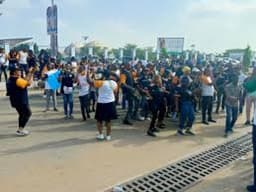 Ondo Internal Revenue workers protest over non-payment of minimum wage
