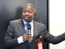 EFCC prosecutes two bankers for currency racketeering