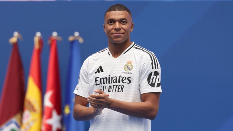 Mbappe signing with Real Madrid, Osimhen?s transfer to Galatasaray among blockbuster football moves of 2024