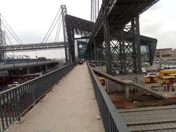 Lagos Govt. orders immediate closure of Oshodi pedestrian bridge