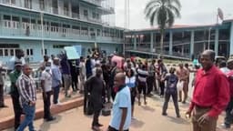 UCH Power Outage: UI medical students protest as minister visits