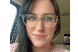 Mom shoots her 4 young daughters, calls 911 to report herself