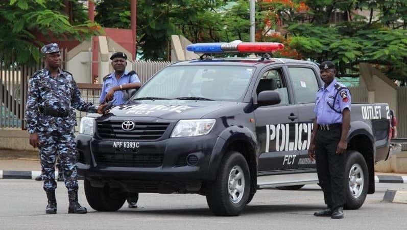 Police arrest 7 suspected kidnappers, rescue victim