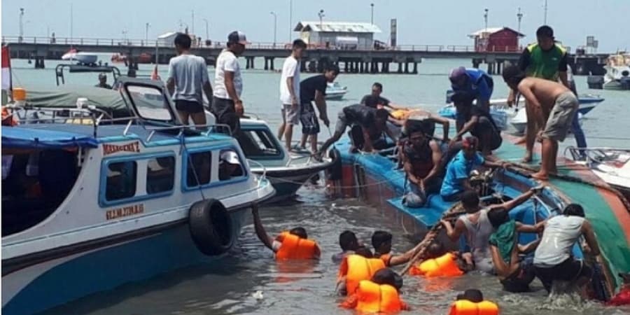 5 dead, 20 missing as boat conveying burial guests capsizes in Delta