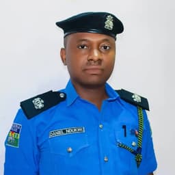 Police repel armed robbery attack, neutralise one, detain another in Enugu