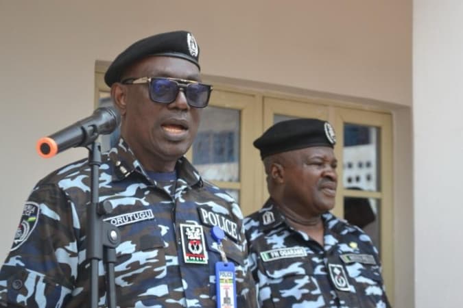 Anambra CP directs Area Commanders, DPO to make mobile numbers available to residents