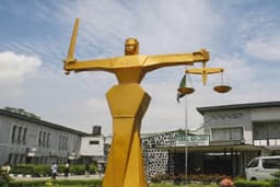 Alleged N620m fraud: Lawyer?s absence stalls pastor, others? arraignment