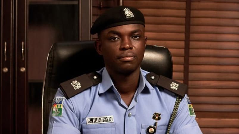 Police detain 3 officers for alleged extortion of content creator