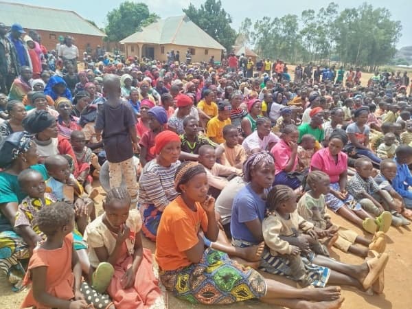 40 confirmed killed, 1,000 displaced as gunmen rampage in Plateau community