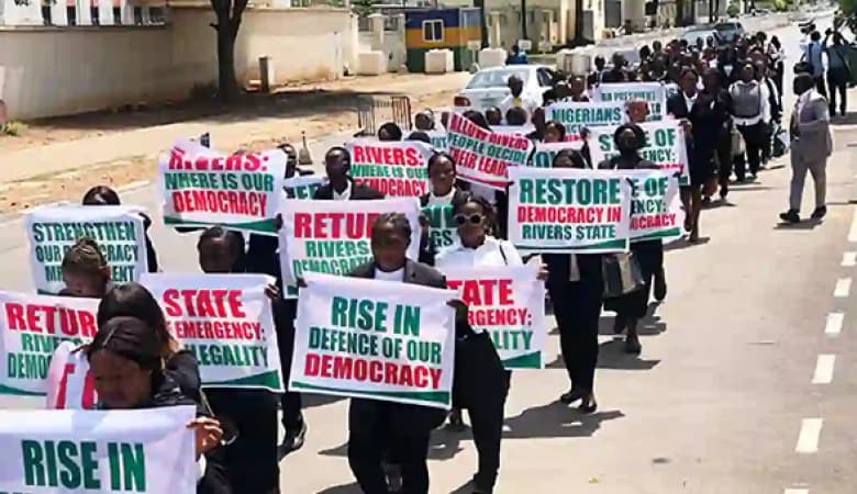 Rivers emergency rule: Lawyers stage protest at US Embassy, Abuja