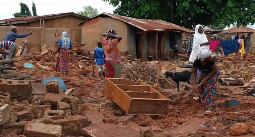 Mokwa: Ministry Clarifies ?6000 Trailers Of Rice? Gaffe By Niger Commissioner