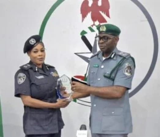 Customs, Police to clear Apapa gridlock