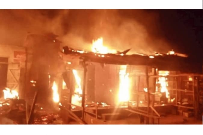 Fire razes store in Abuja popular mall
