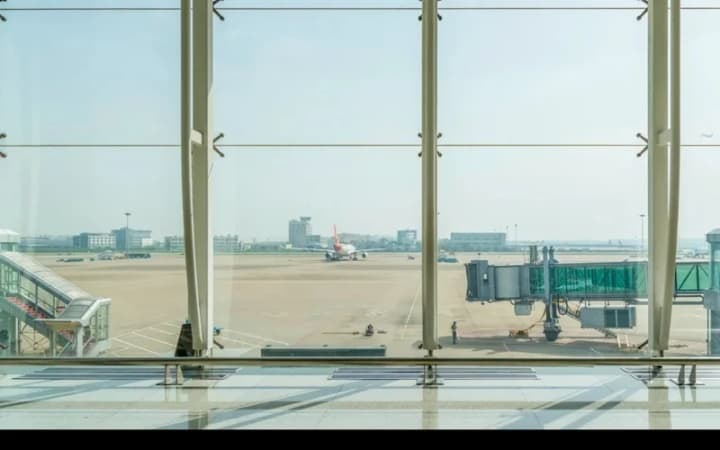 US airports hit by major delays from record-breaking government shutdown