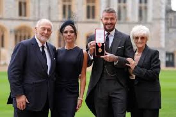 Arise Sir David: Footballer Beckham is knighted