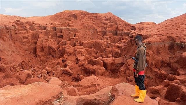 At least 32 dead in DR Congo after bridge at copper mine collapses