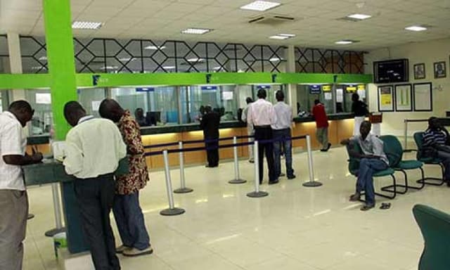 Manufacturers shun bank loans over high interest rates