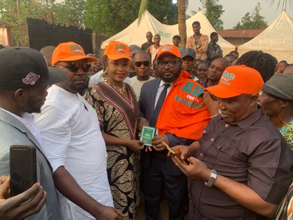 Ebonyi PDP zonal vice chairman, 5,000 supporters defect to ADC