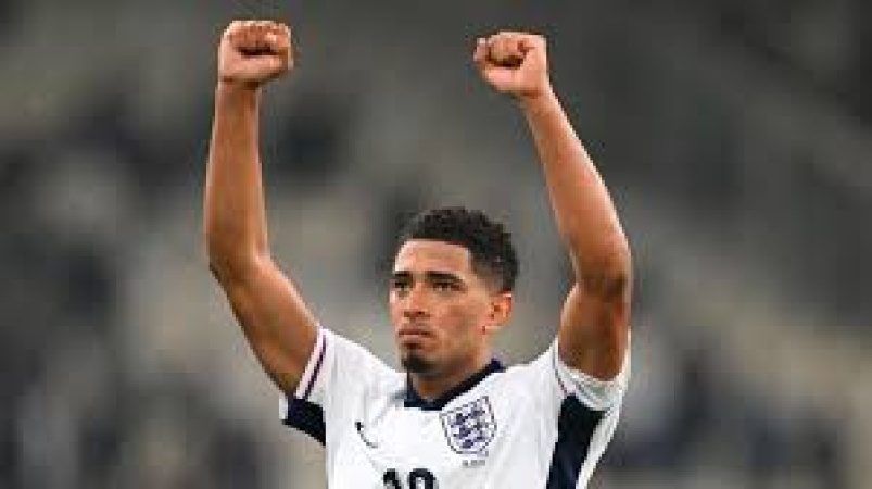 Bellingham goes off injured as Real earn last-gasp win