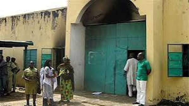 Alleged extortion of inmates: Lawyer demands investigation of officers at Kuje Prison