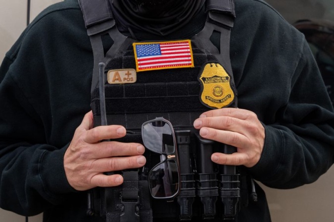 Pro-Trump lawmaker in Colombia faces questions after son’s detention by ICE