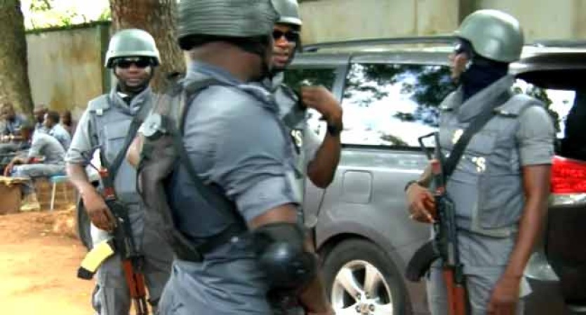 Customs officers shoot driver dead in Osun