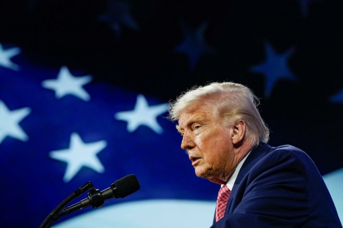 4 weeks in, Trump’s conflicting signals on Iran war frustrate GOP lawmakers and political allies