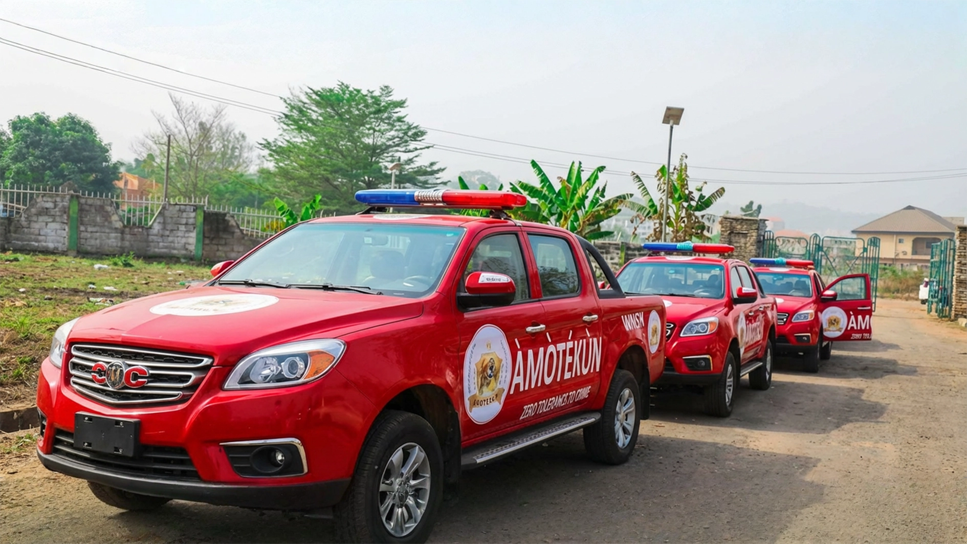 Kidnappers invade Akure Health Centre, abduct medical personnel …Amotekun rescues five