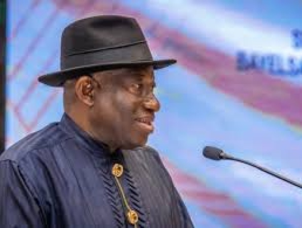 Diaspora group defends Jonathan, asks VeryDarkMan to retract remarks