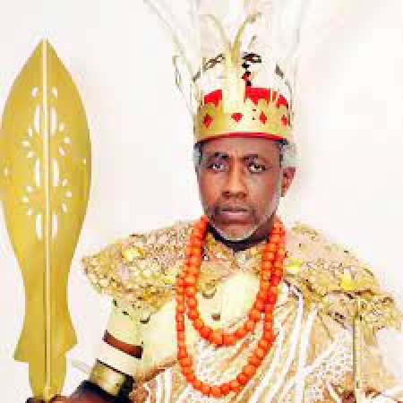 Igboebisi, Onyire hail Igwe Iweka for bagging honorary doctorate