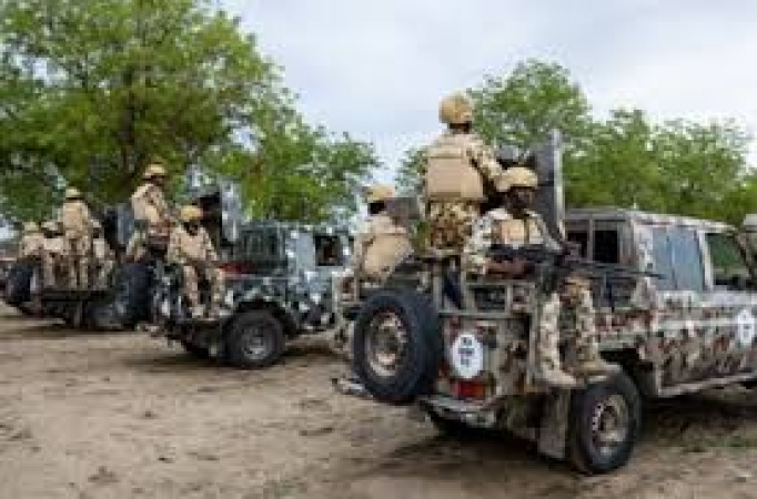 Troops arrest three suspected illegal arms dealers in Abia