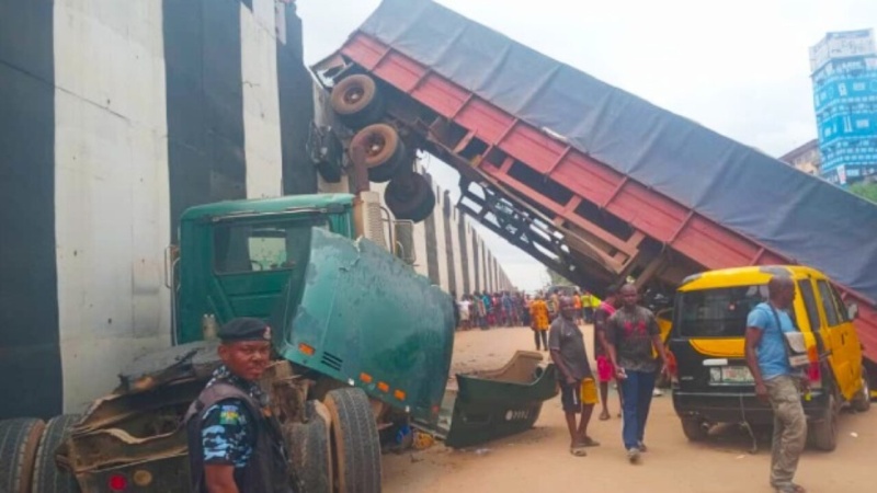 Truck falls off bridge in Anambra