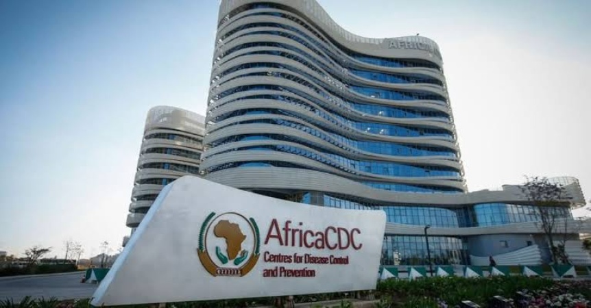 Ebola outbreak hits 894 cases, 204 deaths in one month