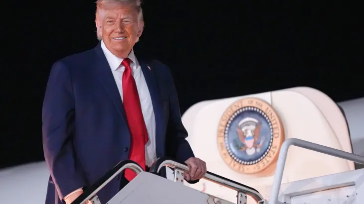 Trump says US in ‘final throes’ of Iran deal, Hormuz strait to open in days