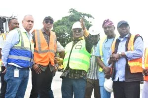Umahi explains flooding on Lagos-Calabar Coastal Highway