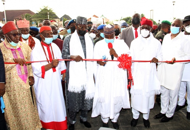 Tambuwal Inaugurates Delta State Traditional Rulers' Council Secretariat,  Canvasses Constitutional Roles For Royal Fathers - News Express Nigeria